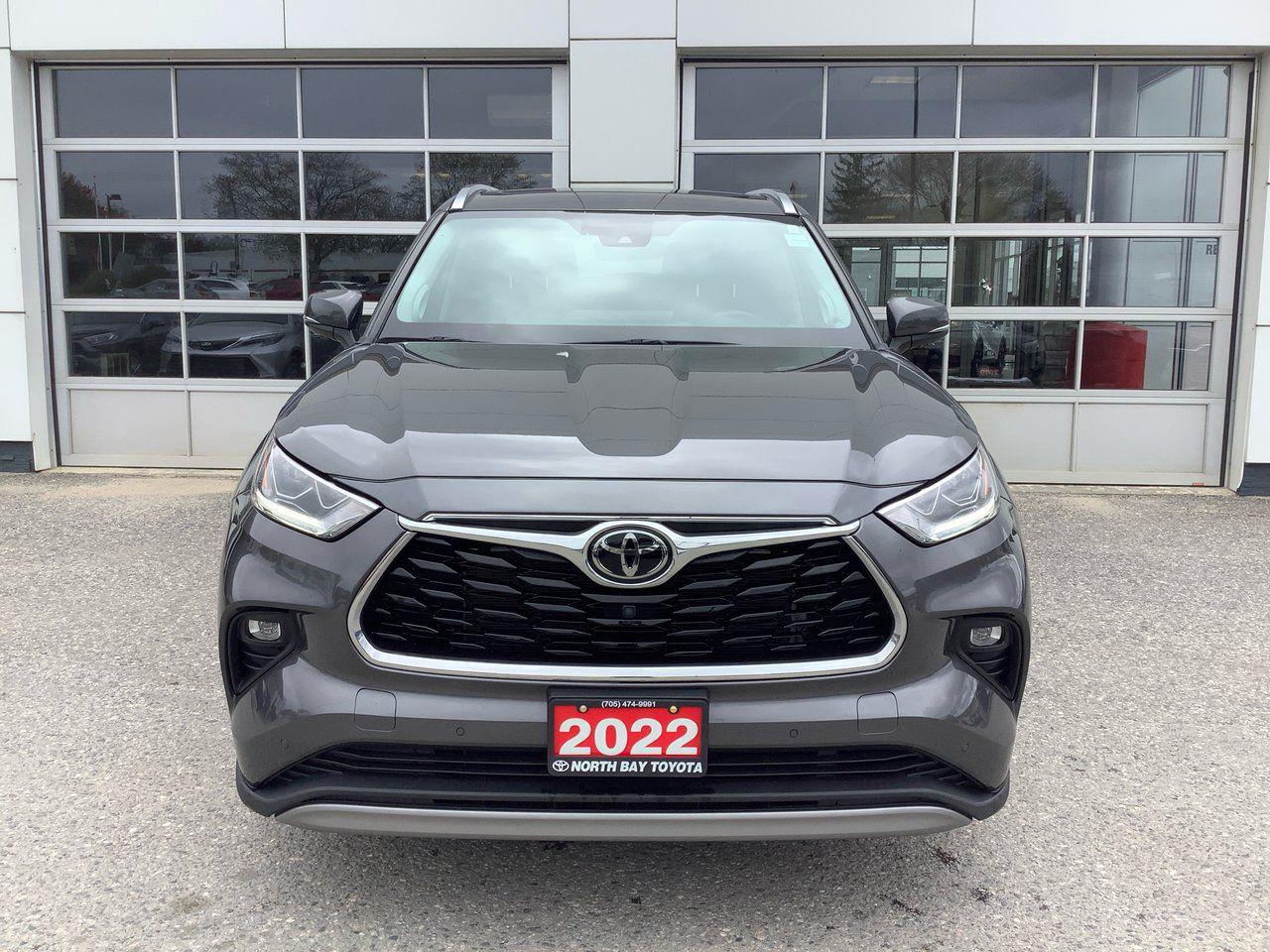 Used 2022 Toyota Highlander LIMITED for sale in North Bay, ON