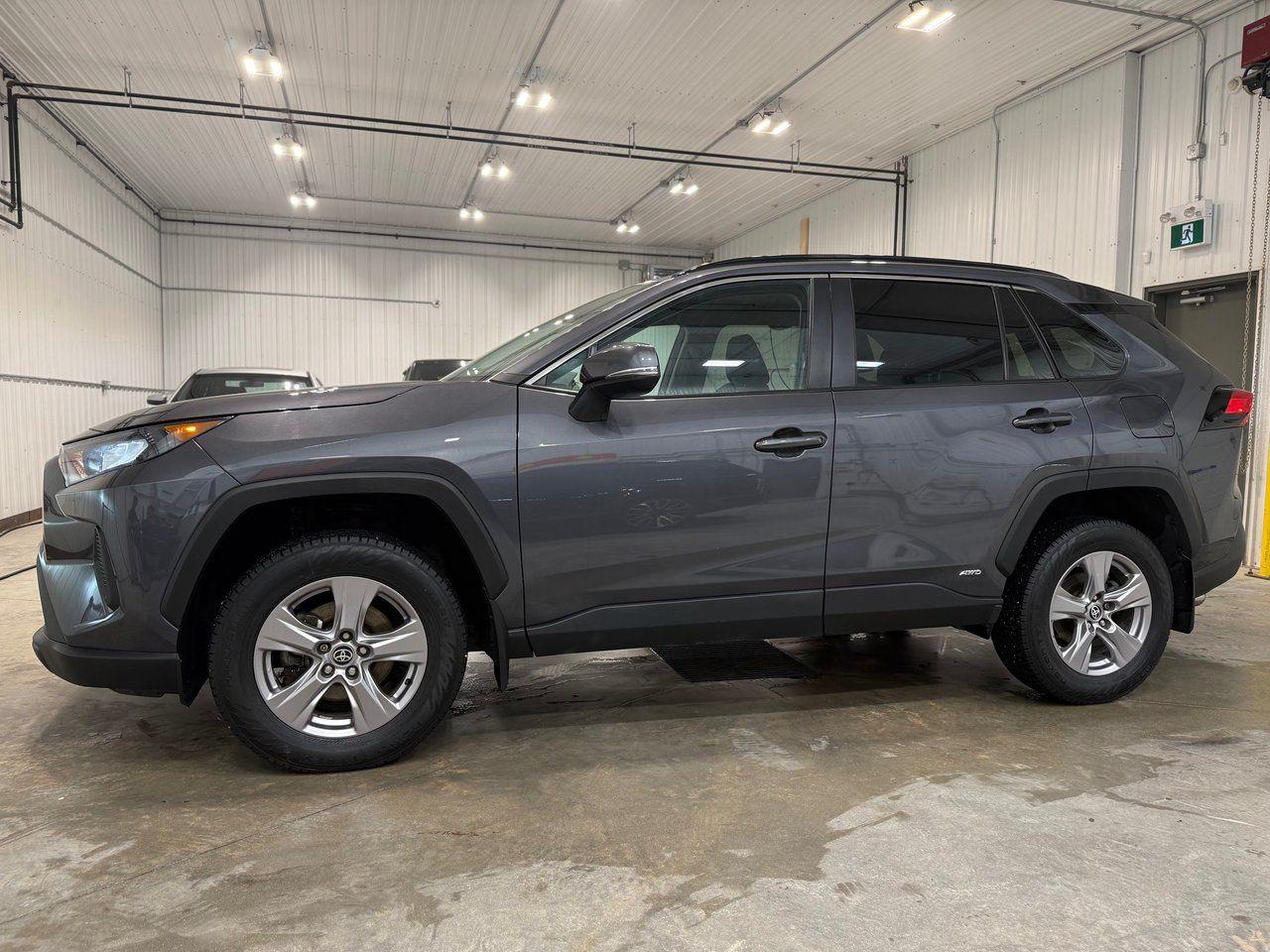 Used 2022 Toyota RAV4 Hybrid LE for sale in Winnipeg, MB