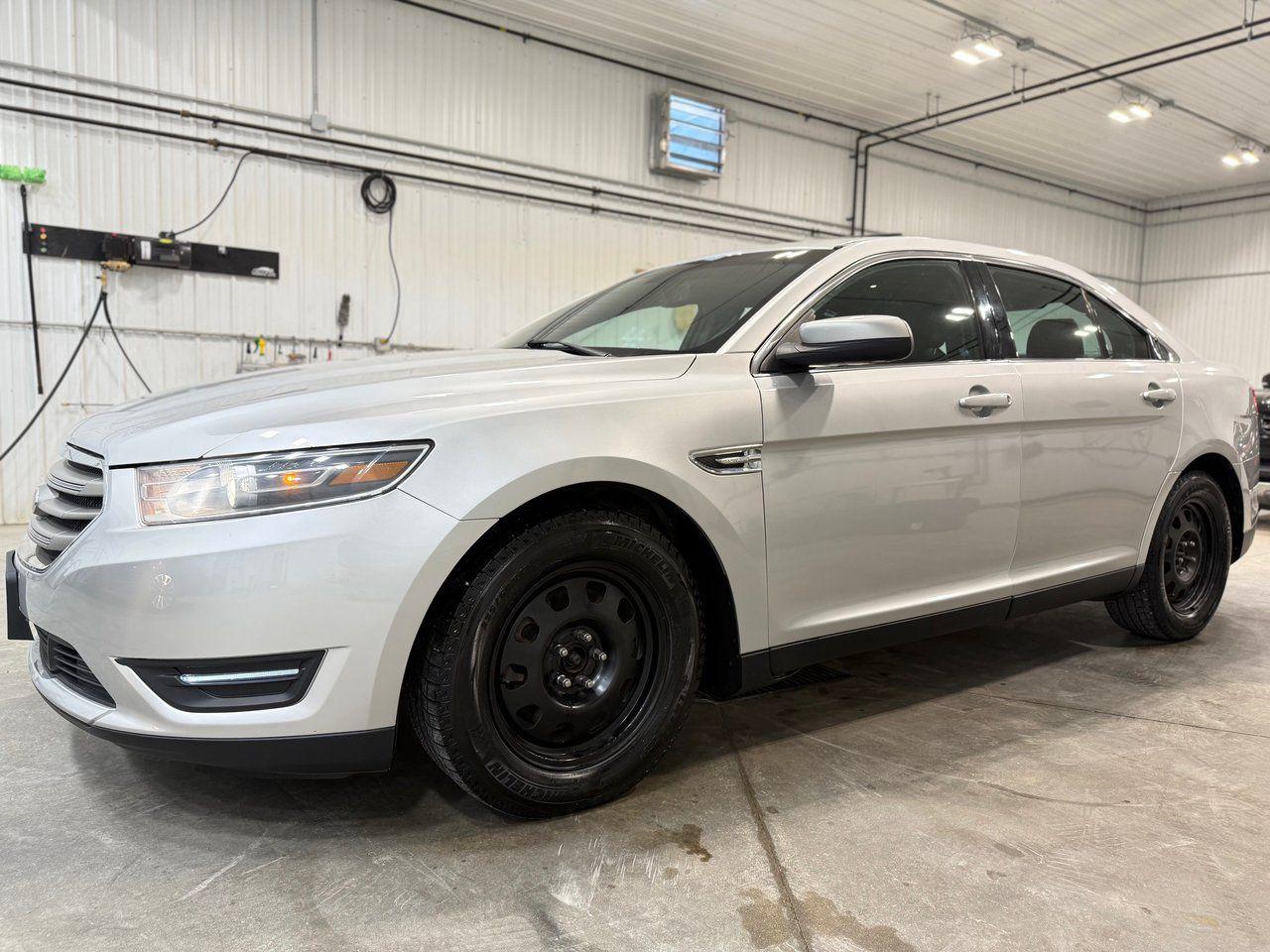 Used 2014 Ford Taurus SEL AWD for sale in Winnipeg, MB