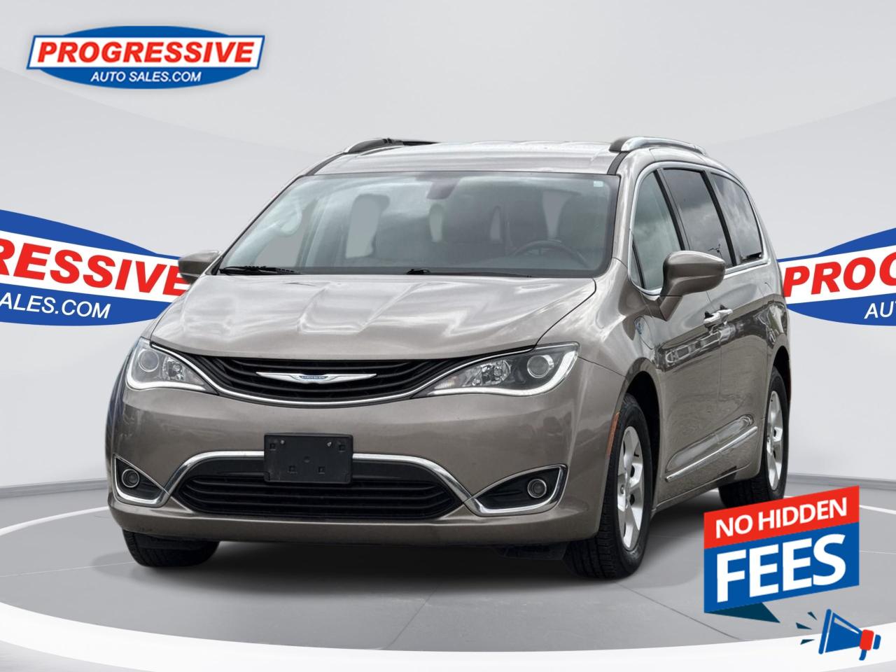 Used 2018 Chrysler Pacifica Hybrid Touring-L - Leather Seats for sale in Sarnia, ON