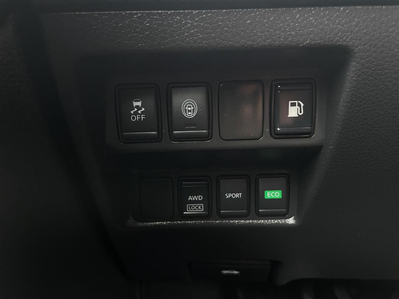 12541054