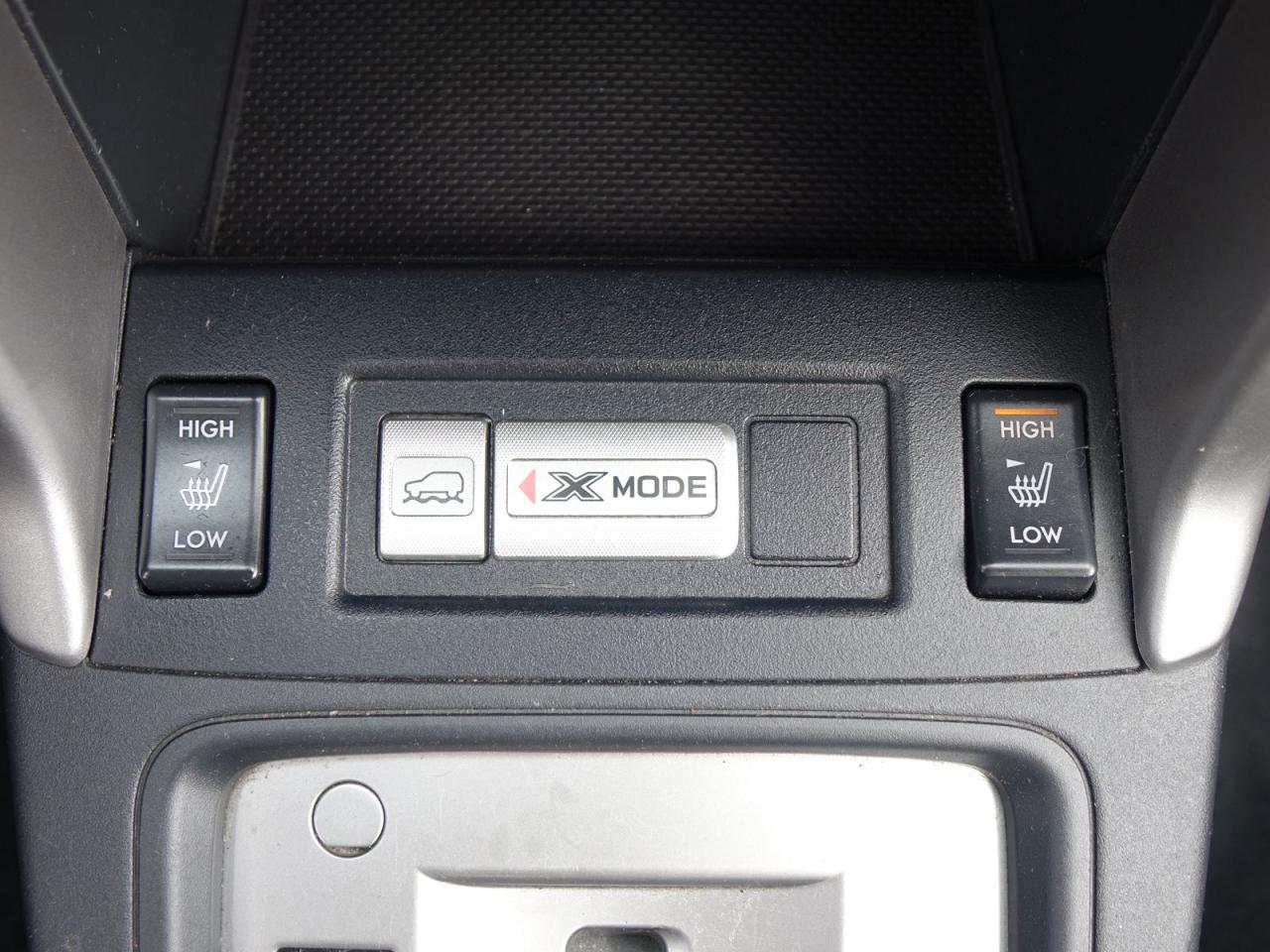2016 Subaru Forester 2.5i Premium PZEV CVT - Photo #16
