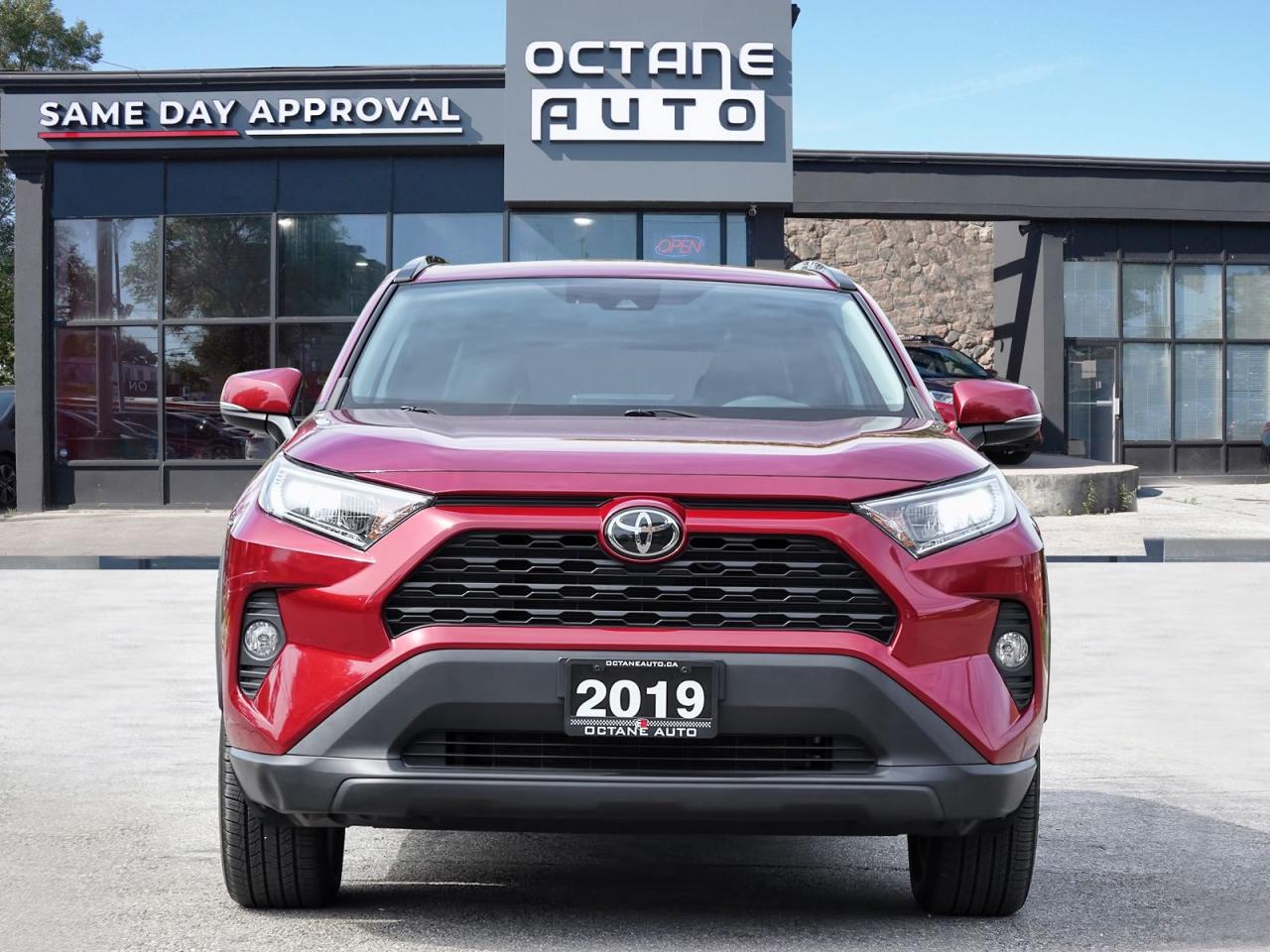 2019 Toyota RAV4 XLE AWD - Photo #2