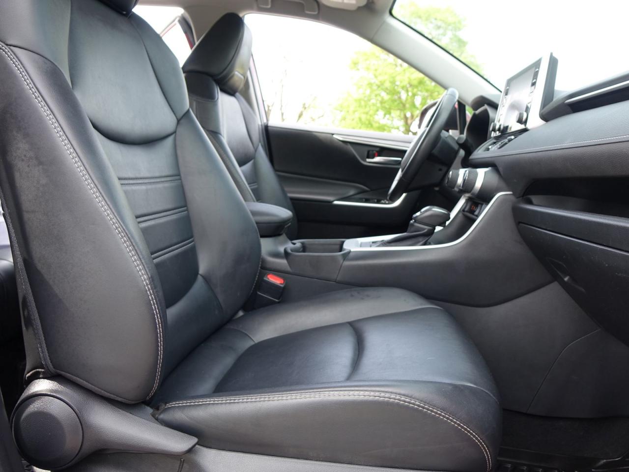 2019 Toyota RAV4 XLE AWD - Photo #12