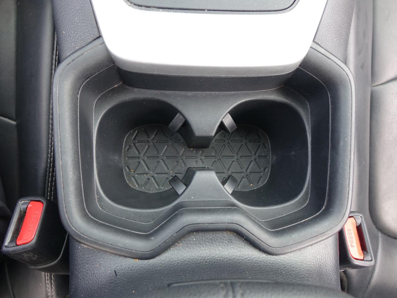 2019 Toyota RAV4 XLE AWD - Photo #16