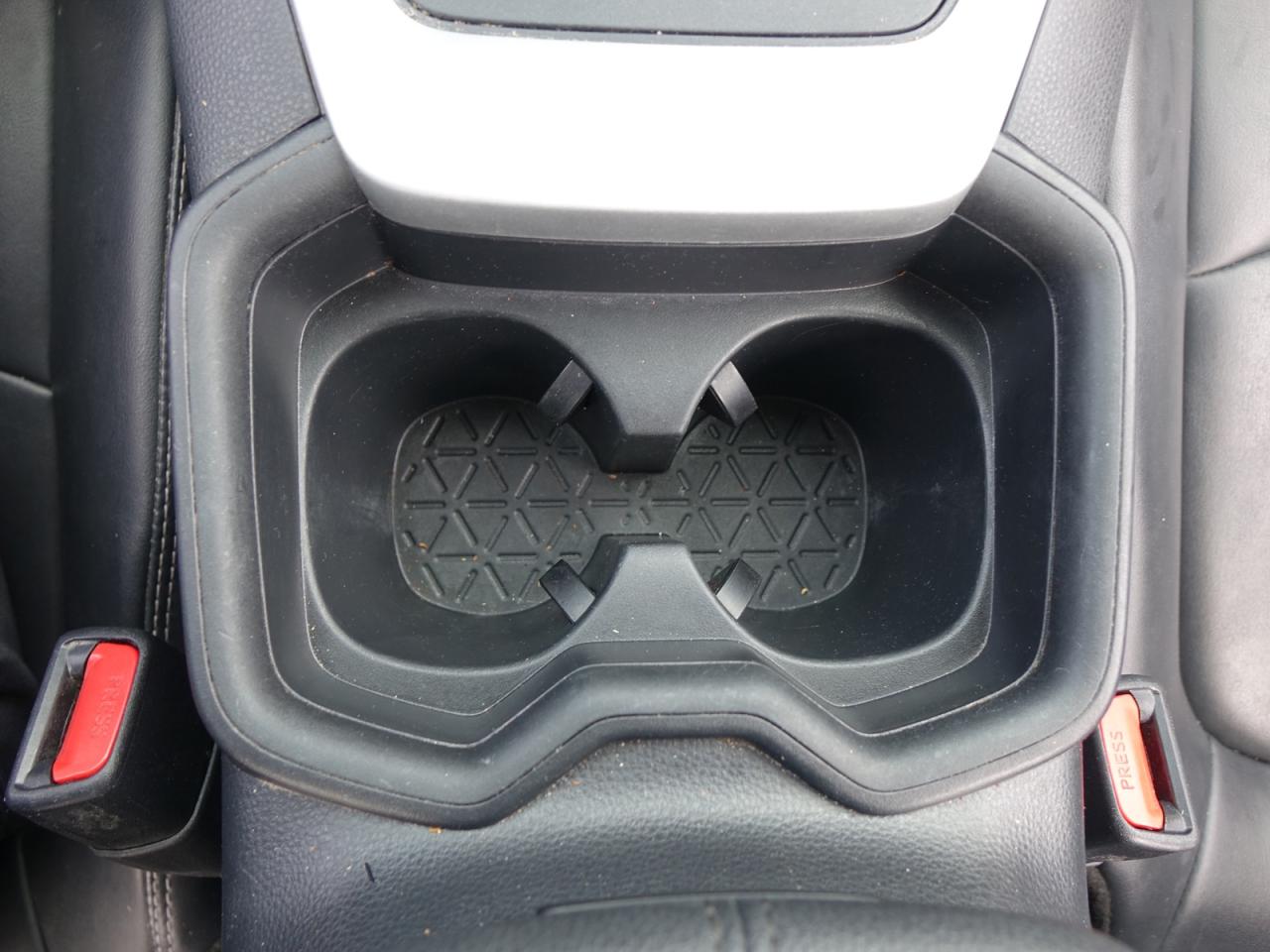2019 Toyota RAV4 XLE AWD - Photo #16