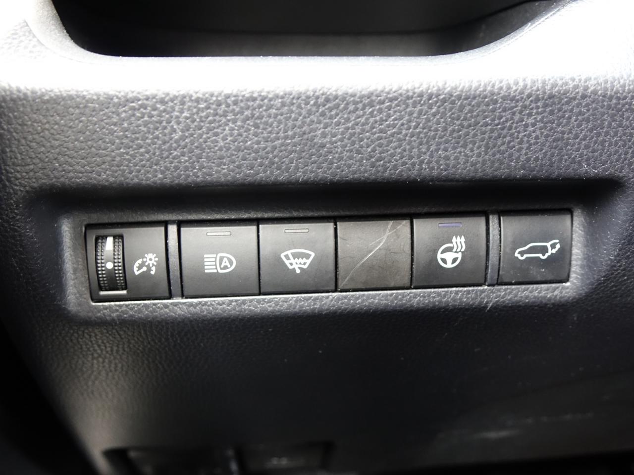 2019 Toyota RAV4 XLE AWD - Photo #20