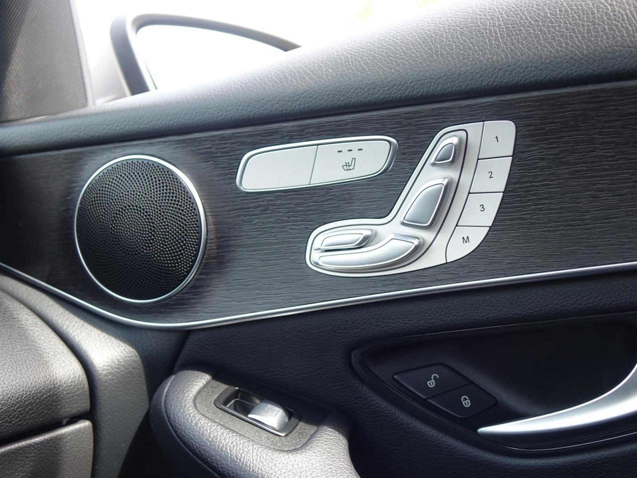 2021 Mercedes-Benz GLC-Class GLC300 4MATIC - Photo #22