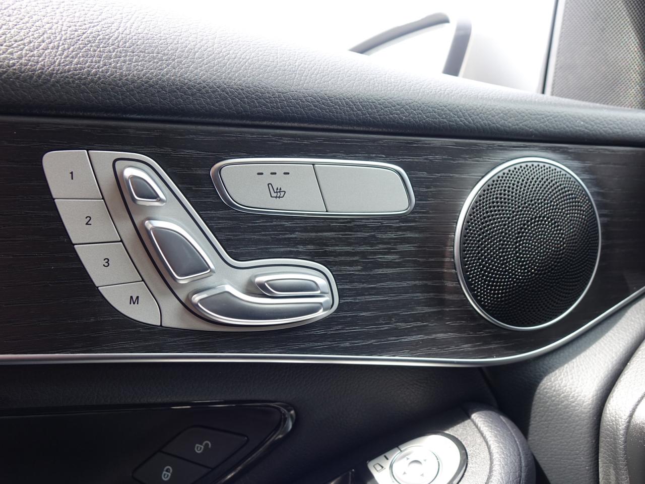 2021 Mercedes-Benz GLC-Class GLC300 4MATIC - Photo #21