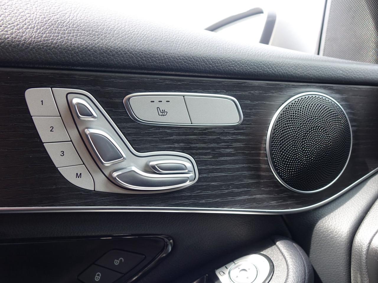 2021 Mercedes-Benz GLC-Class GLC300 4MATIC - Photo #21
