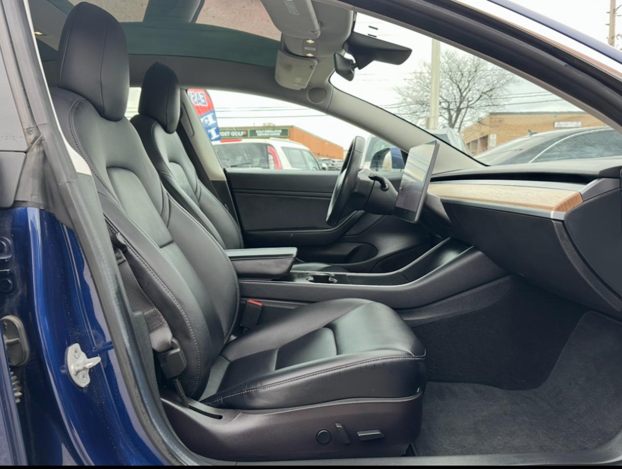 2020 Tesla Model 3 LONG RANGE - Photo #14