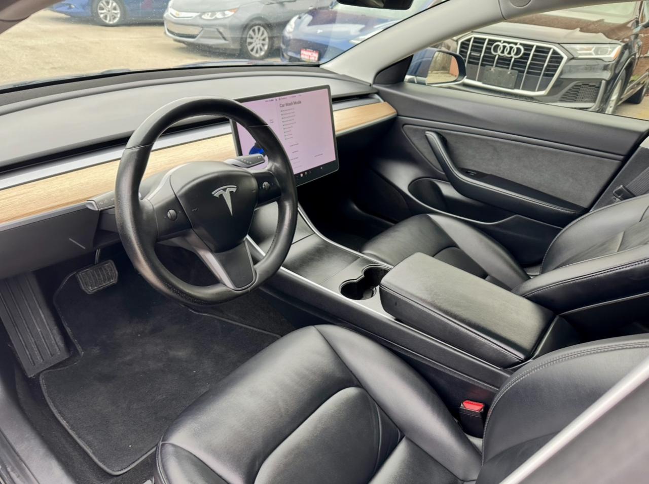 2020 Tesla Model 3 LONG RANGE - Photo #8
