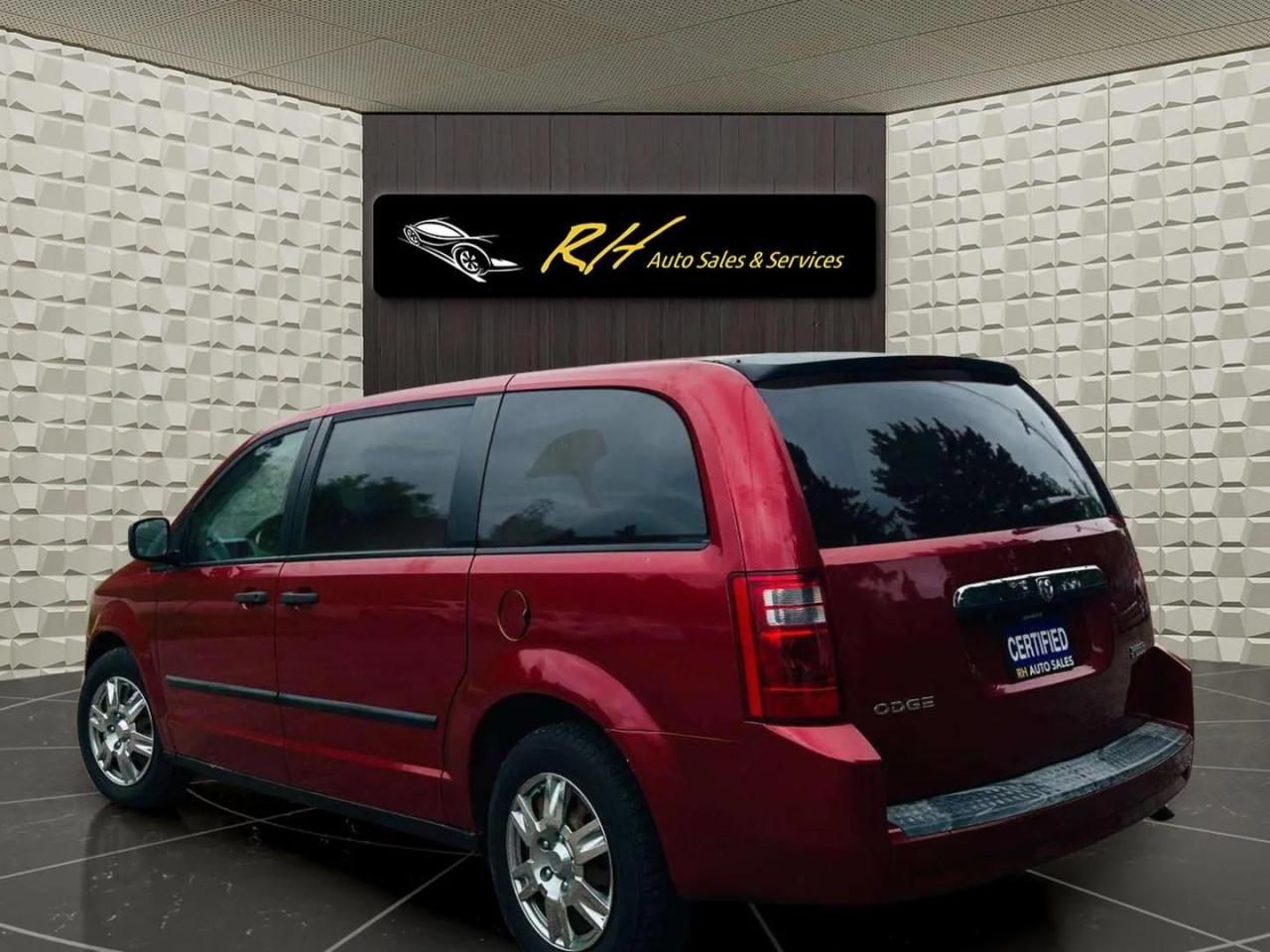 2008 Dodge Grand Caravan SE - Photo #5