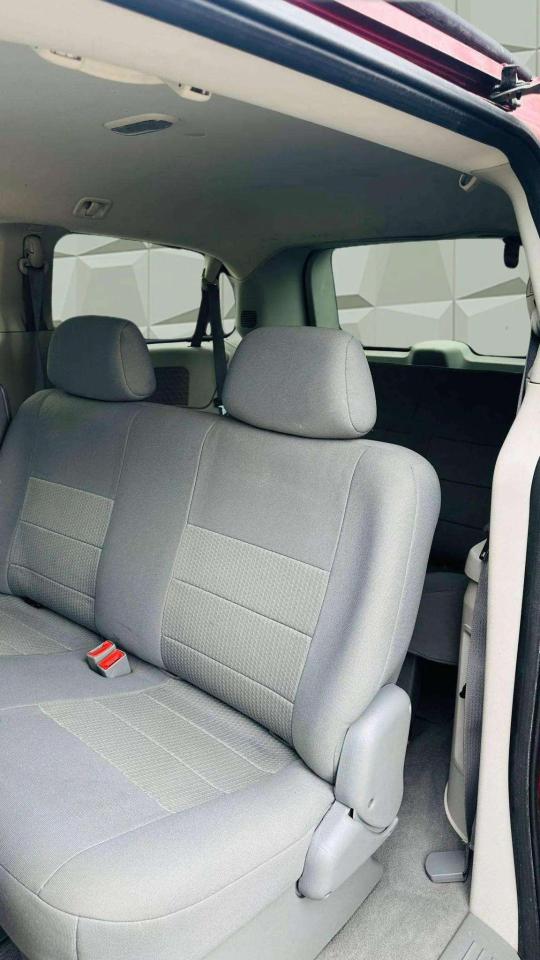 2008 Dodge Grand Caravan SE - Photo #10