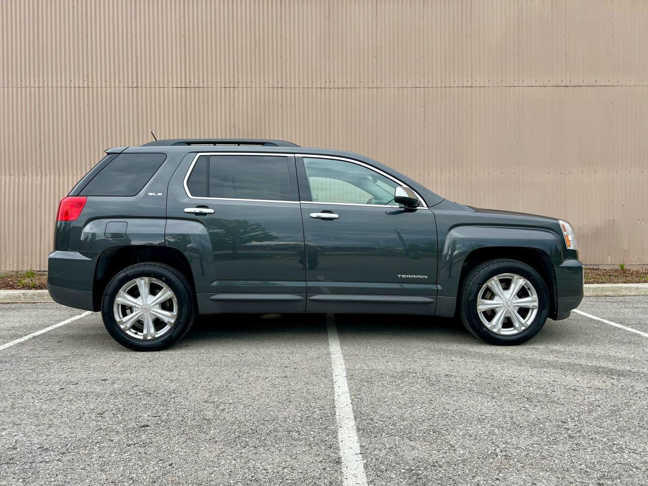 2017 GMC Terrain SLE - Photo #6
