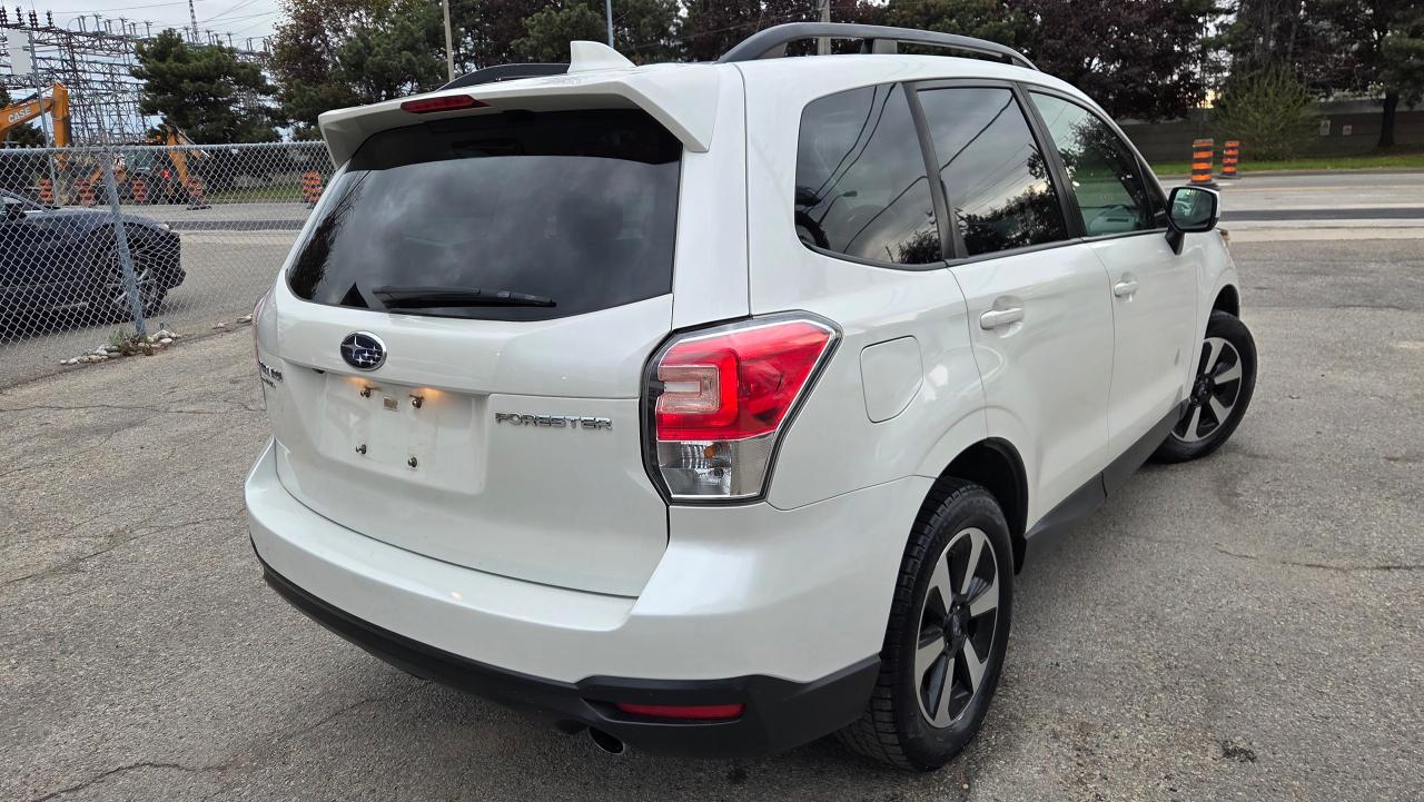 2018 Subaru Forester TOURING - Photo #4