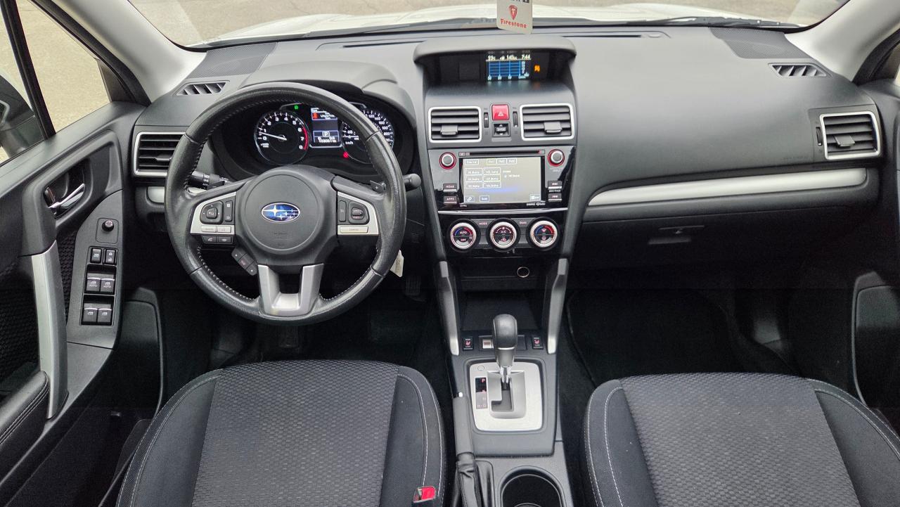 2018 Subaru Forester TOURING - Photo #12