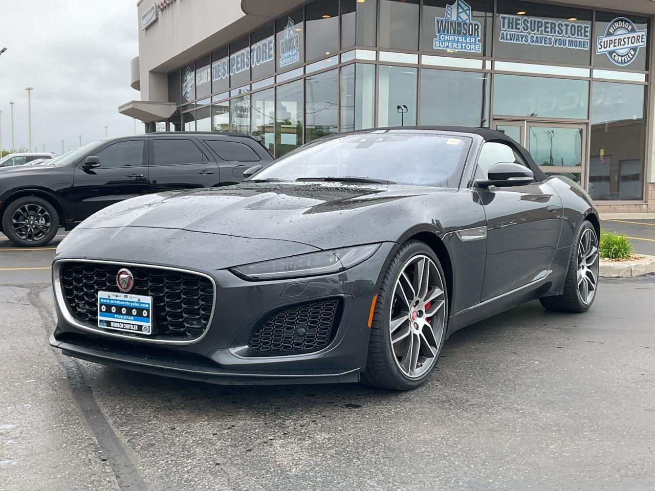 Used 2023 Jaguar F-Type V8 SUPERCHARGED / CONVERTIBLE / ACTIVE EXHAUST for sale in Windsor, ON