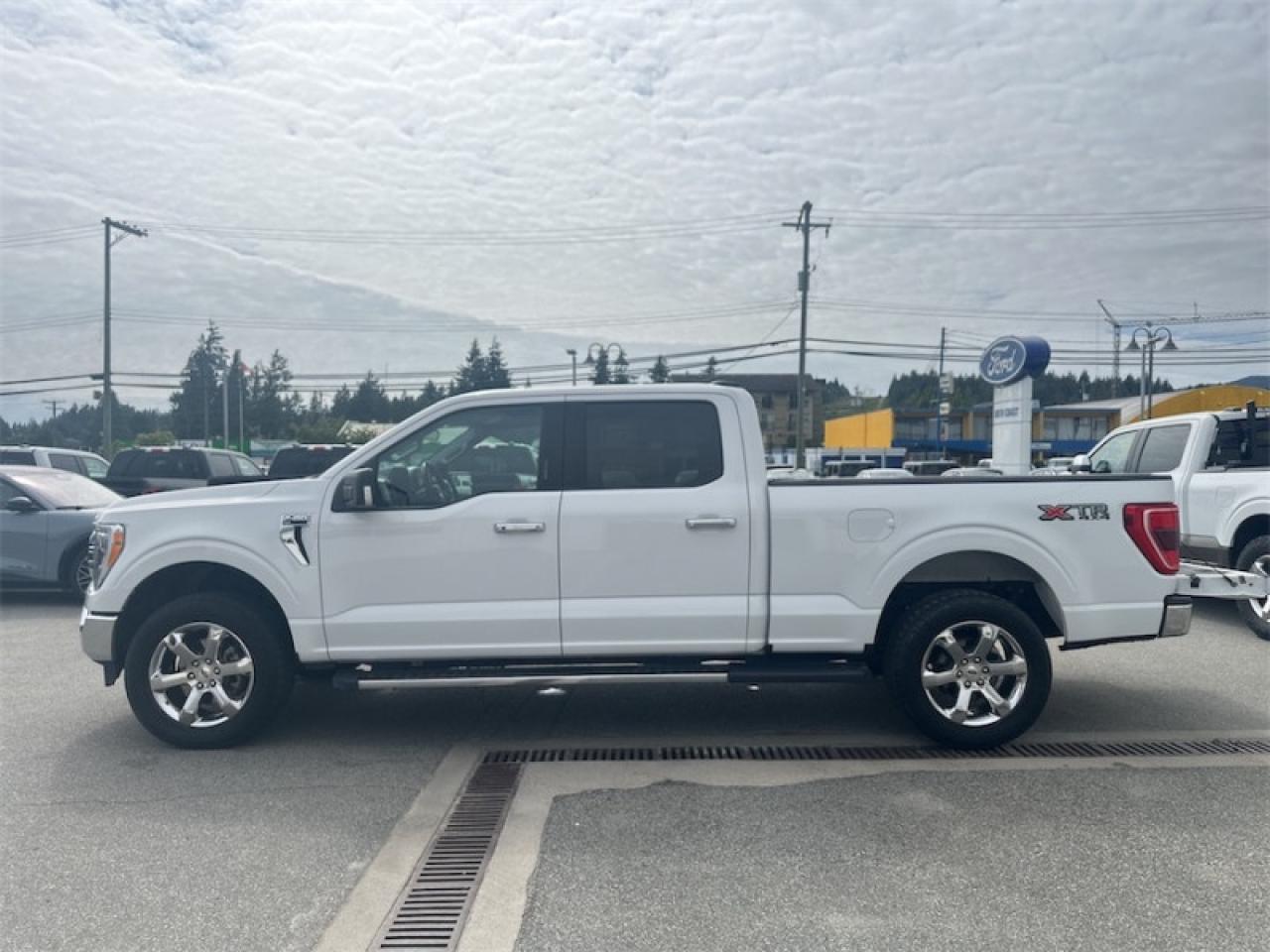 2021 Ford F-150 XLT Photo1