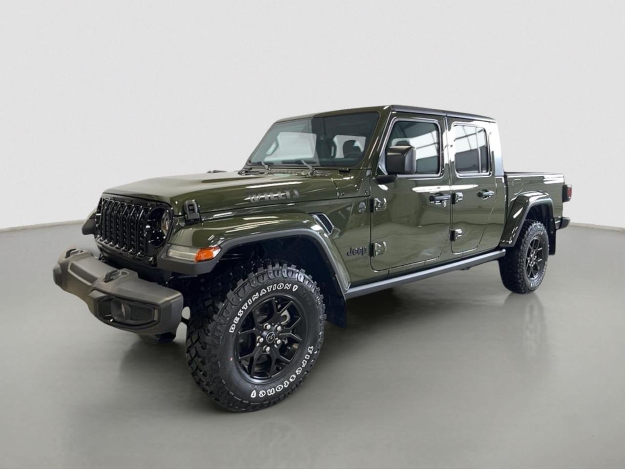 Used 2024 Jeep Gladiator Willys 4x4 for sale in Moose Jaw, SK