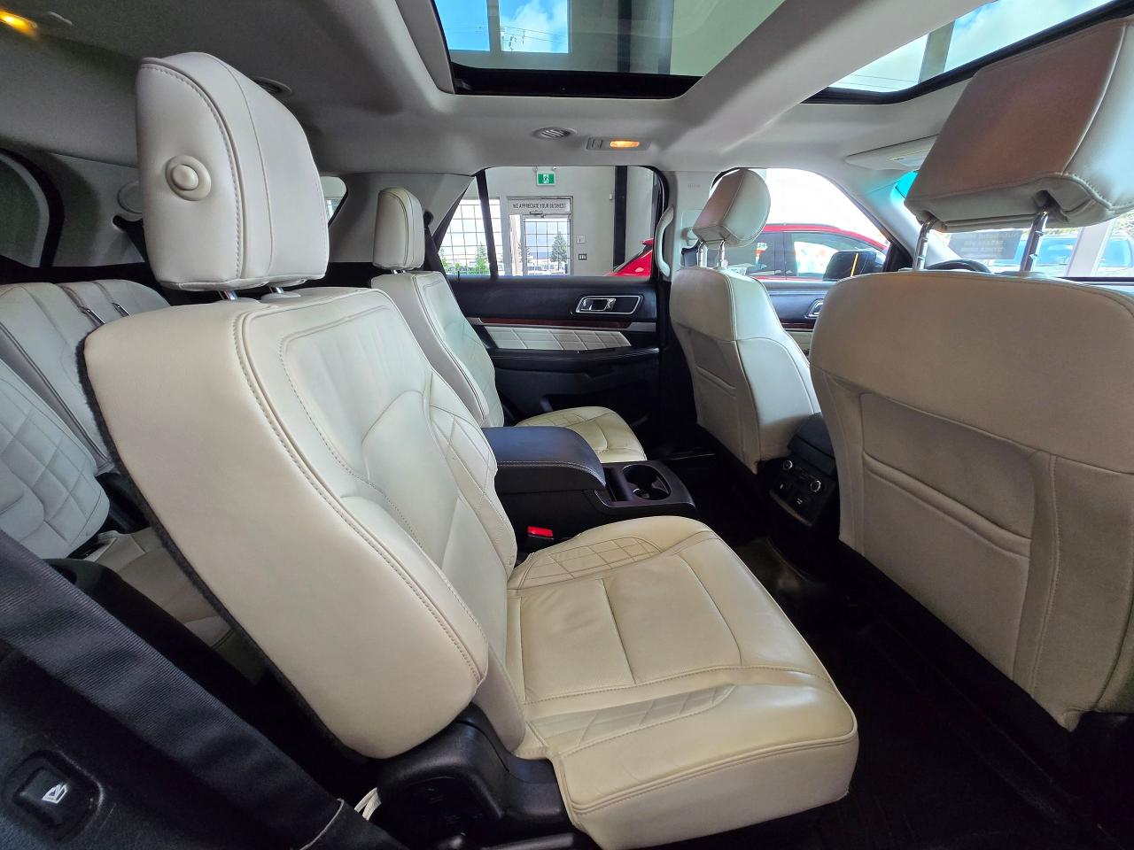 2016 Ford Explorer Platinum | FULLY LOADED | ALL CREDIT ACCEPTED!! - Photo #16