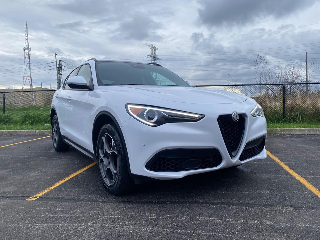 2023 Alfa Romeo Stelvio SPRINT - Photo #1