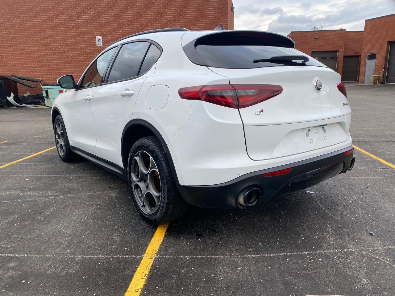 2023 Alfa Romeo Stelvio SPRINT - Photo #7