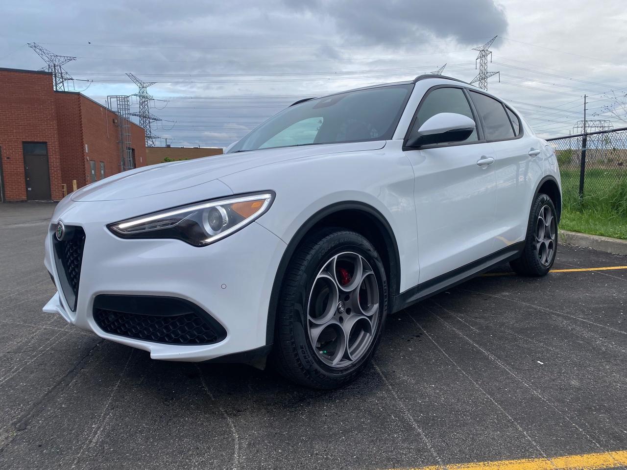 2023 Alfa Romeo Stelvio SPRINT - Photo #5