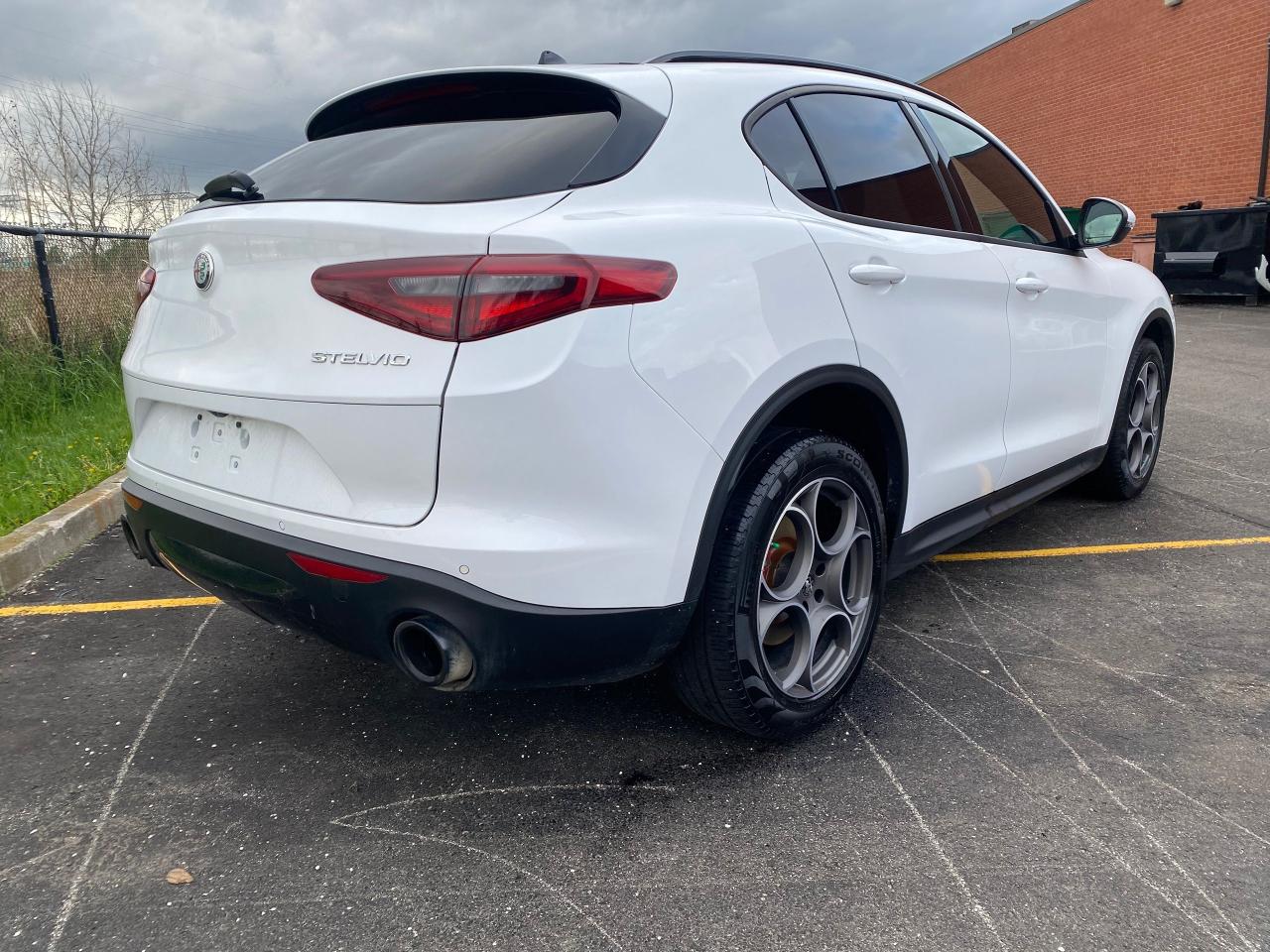 2023 Alfa Romeo Stelvio SPRINT - Photo #9