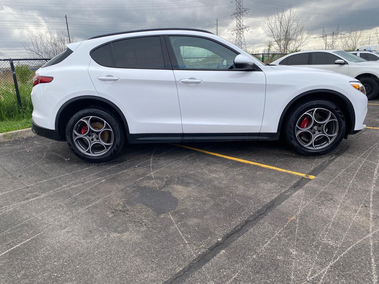 2023 Alfa Romeo Stelvio SPRINT - Photo #4