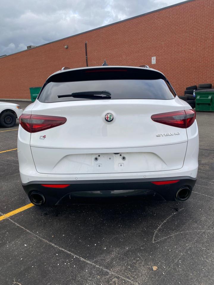 2023 Alfa Romeo Stelvio SPRINT - Photo #8