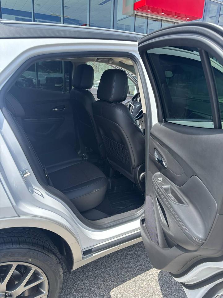 2019 Buick Encore Sport Touring Photo11