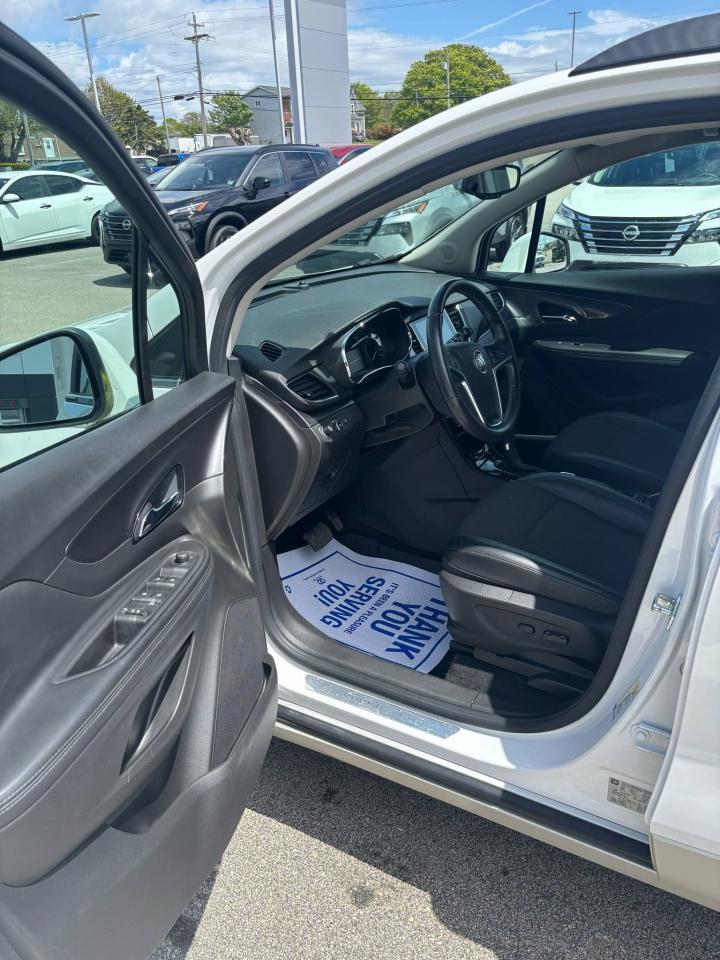 2019 Buick Encore Sport Touring Photo21