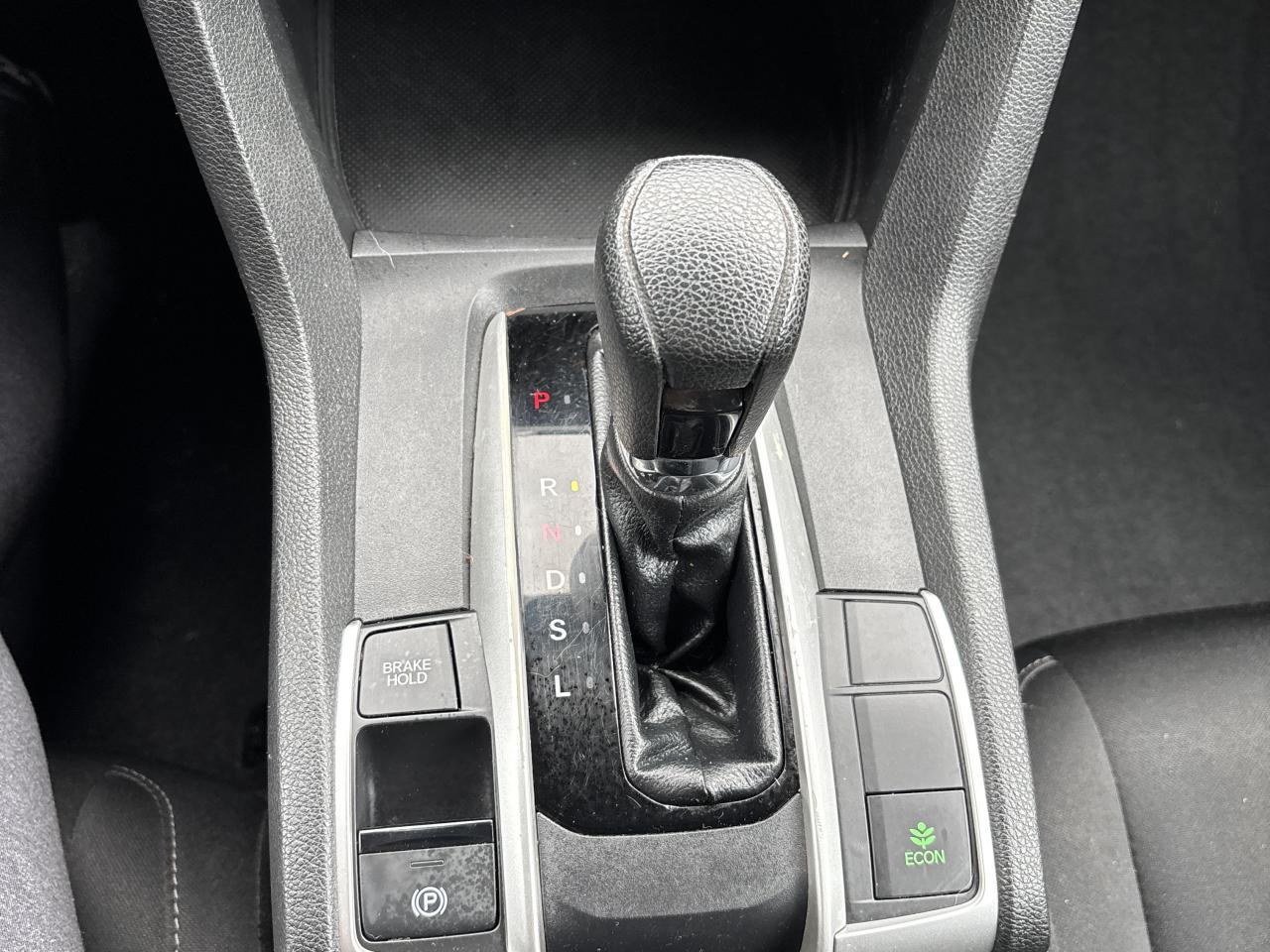2019 Honda Civic LX CVT Photo17