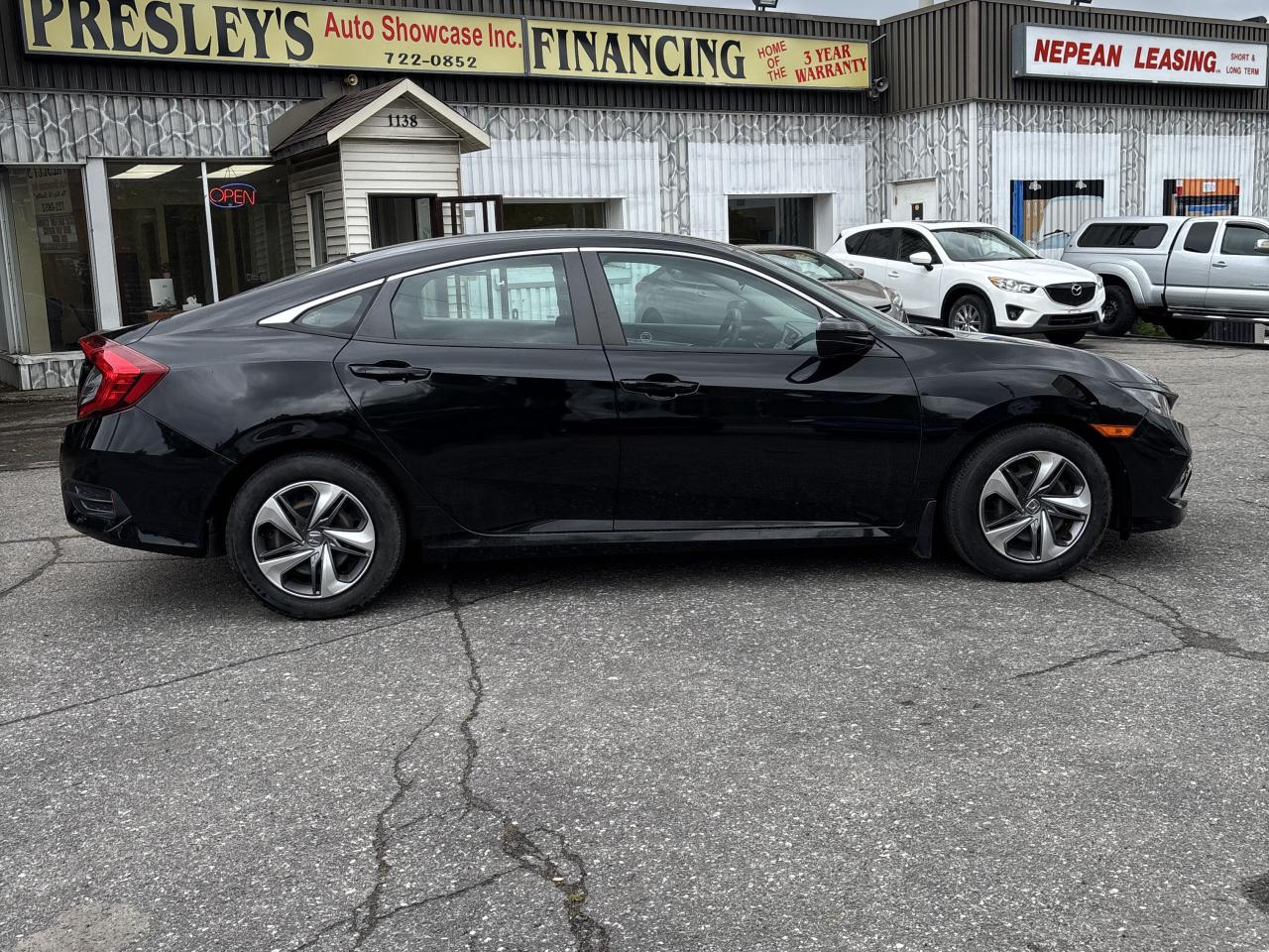 2019 Honda Civic LX CVT Photo24