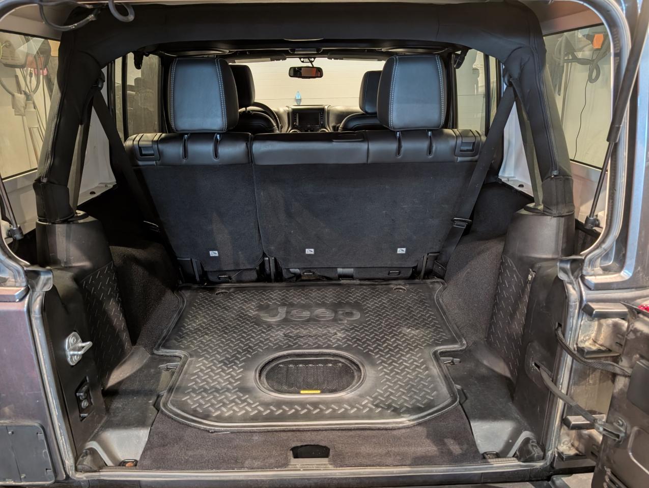 2016 Jeep Wrangler Sahara - Photo #17