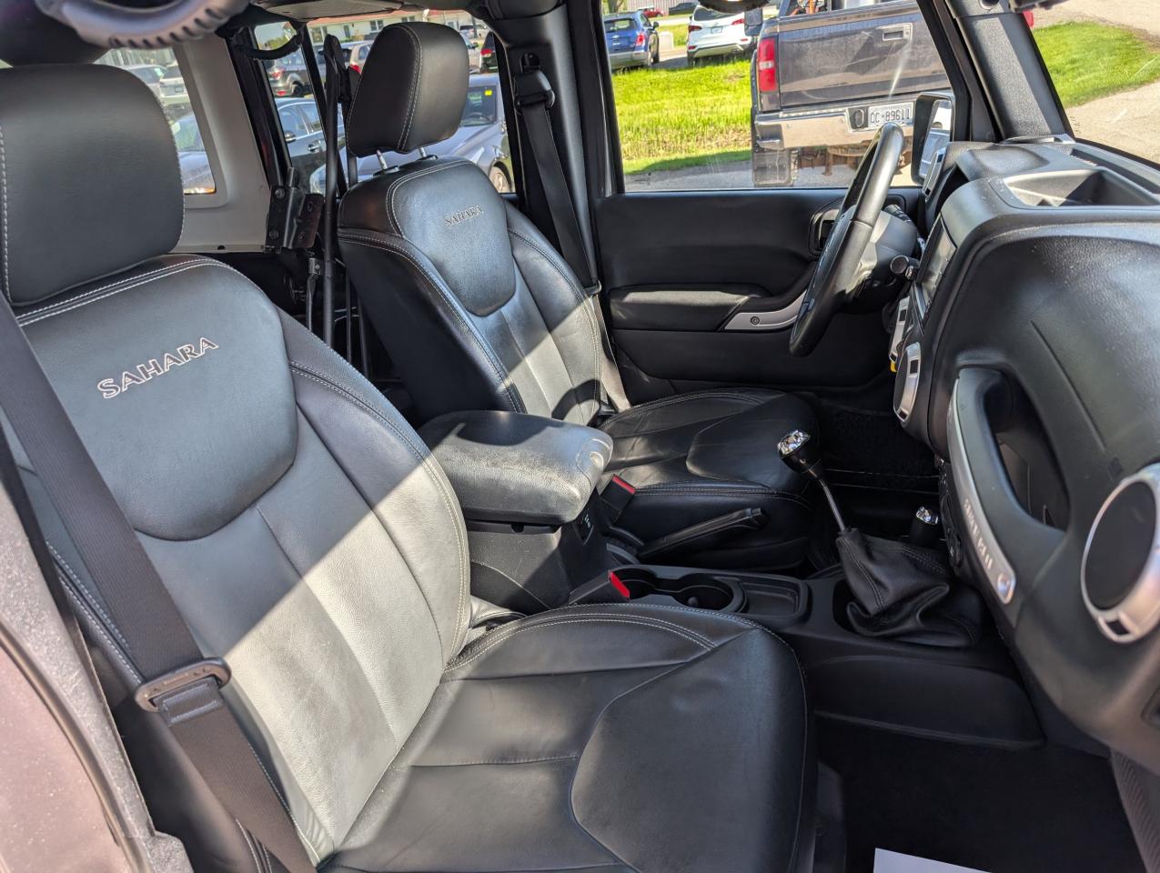 2016 Jeep Wrangler Sahara - Photo #22