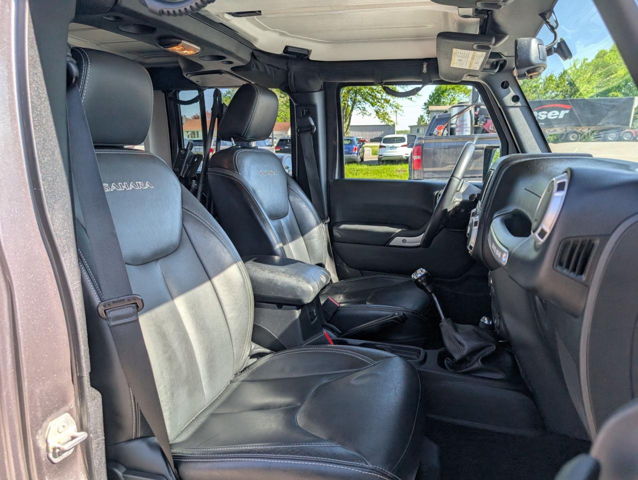 2016 Jeep Wrangler Sahara - Photo #20