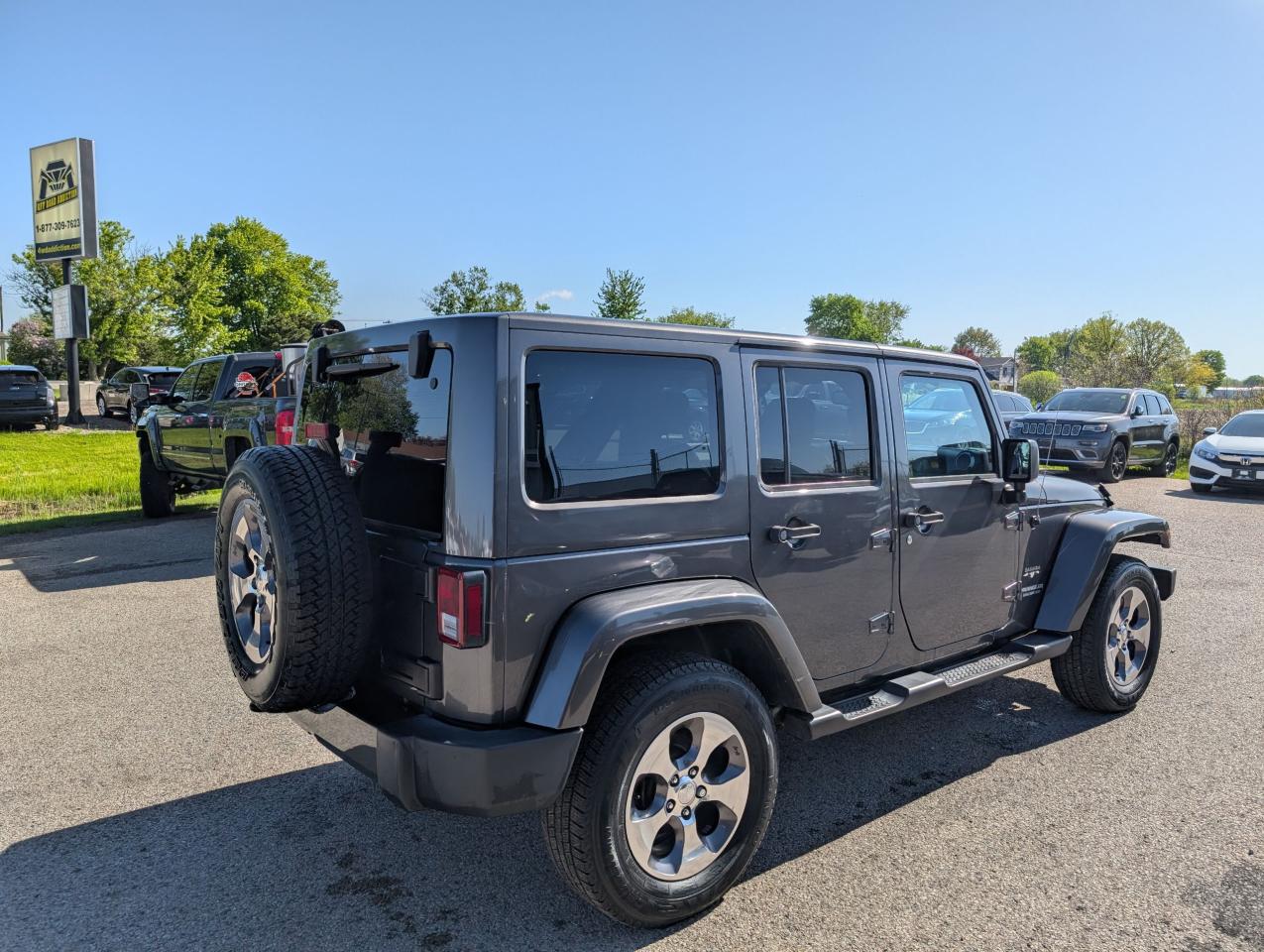 2016 Jeep Wrangler Sahara - Photo #5