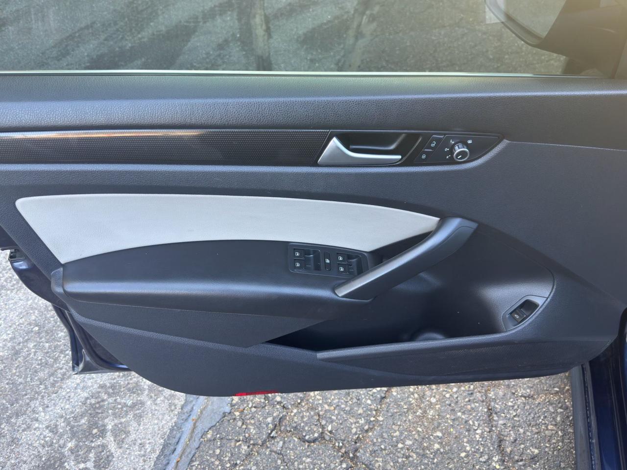 2015 Volkswagen Passat 4dr Sdn 1.8 TSI Man Comfortline - Photo #9