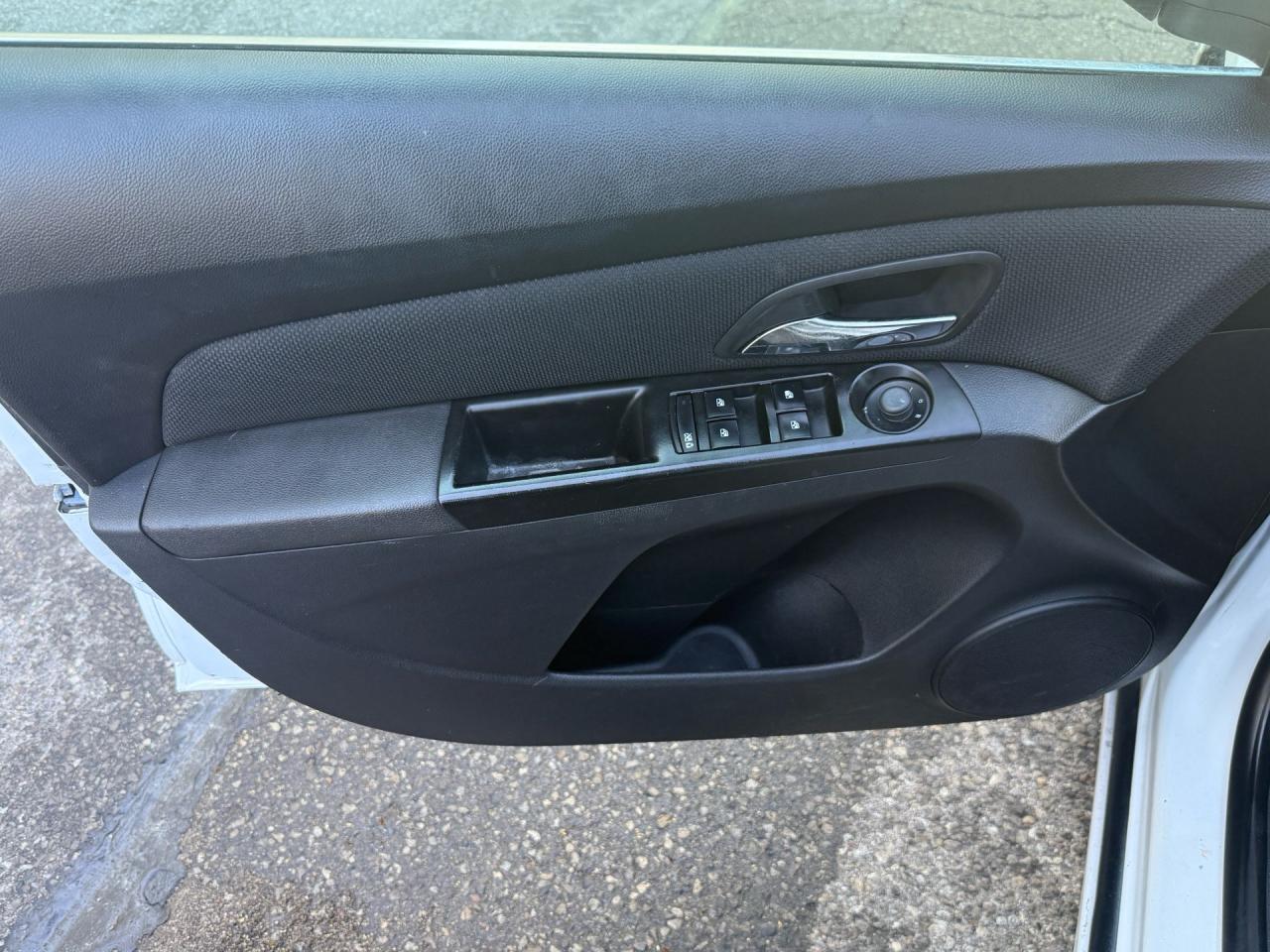 2014 Chevrolet Cruze 4dr Sdn 2lt - Photo #9