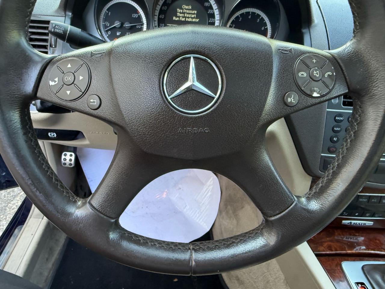 2011 Mercedes-Benz C-Class 4dr Sdn C 350 4MATIC - Photo #14
