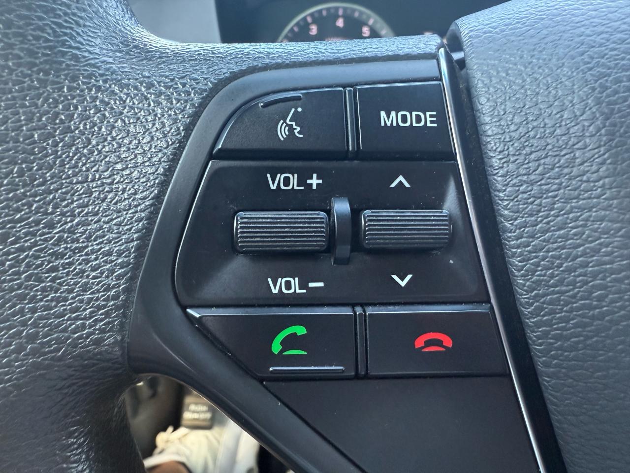 2017 Hyundai Sonata Certified *Clean 2.4L Photo13