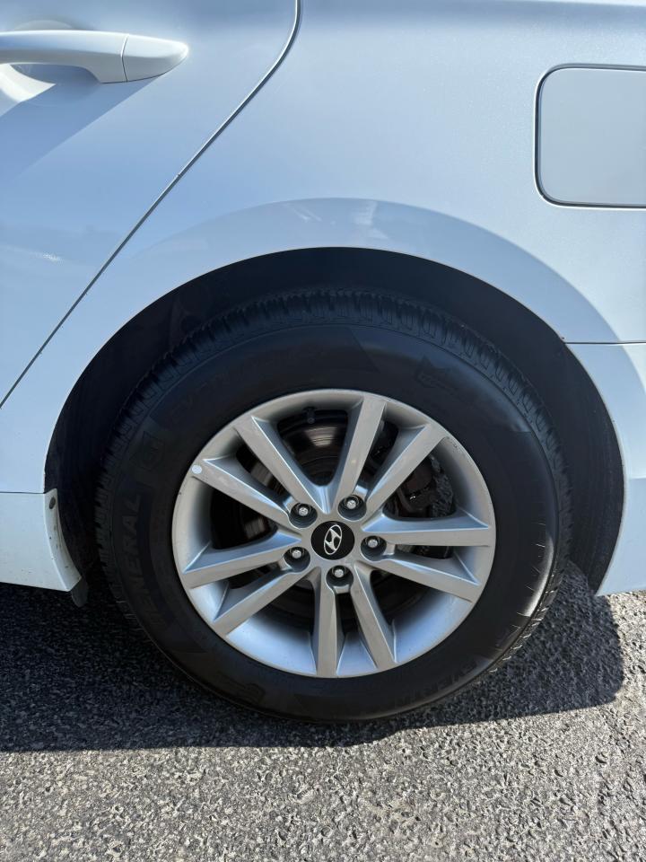 2017 Hyundai Sonata Certified *Clean 2.4L Photo10