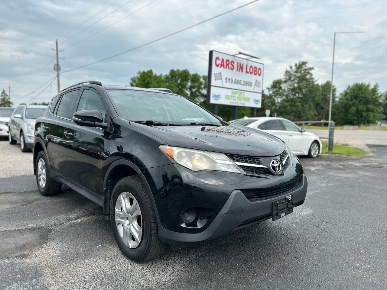 2014 Toyota RAV4 AWD LE Photo22