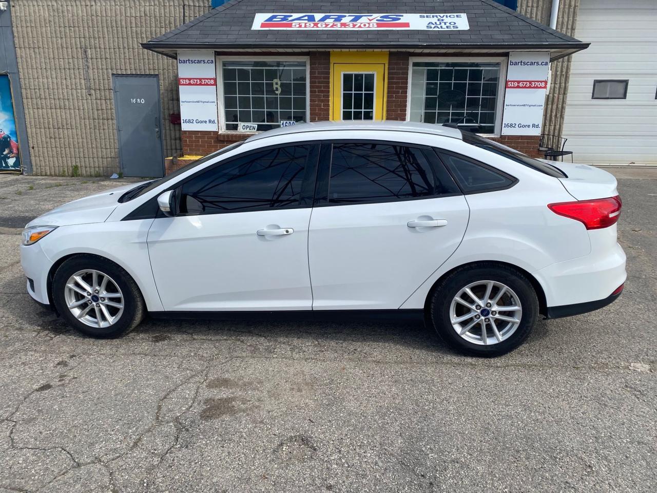 Used 2016 Ford Focus SE for sale in London, ON