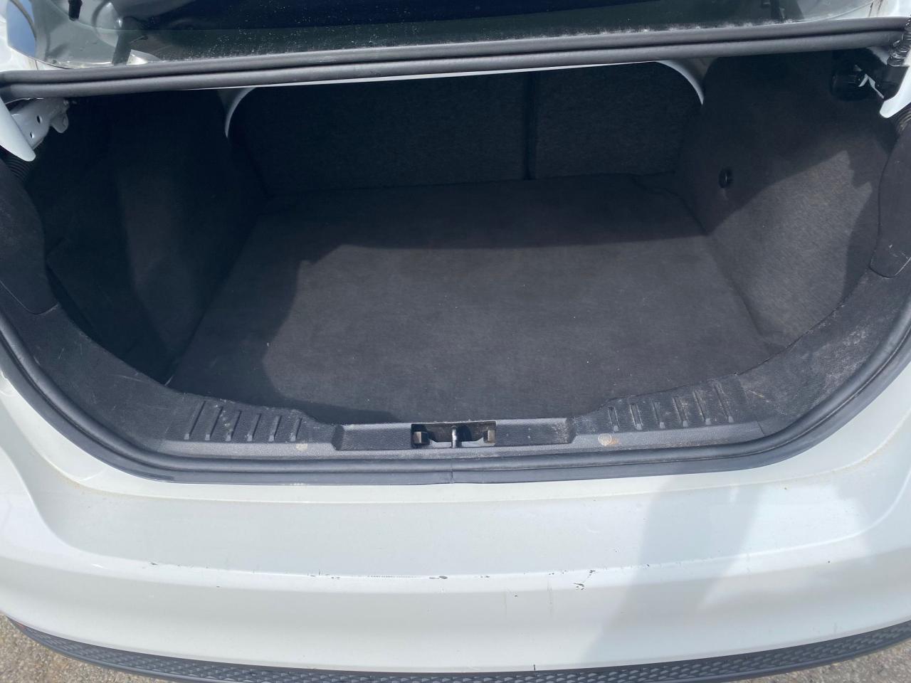 2016 Ford Focus SE - Photo #12
