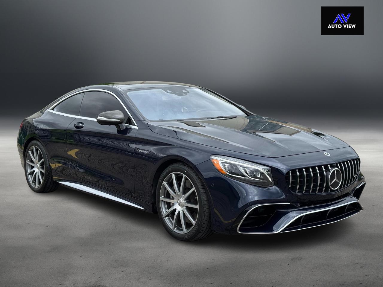 2019 Mercedes-Benz S-Class AMG S 63 **CLEAN CARFAX** Photo2