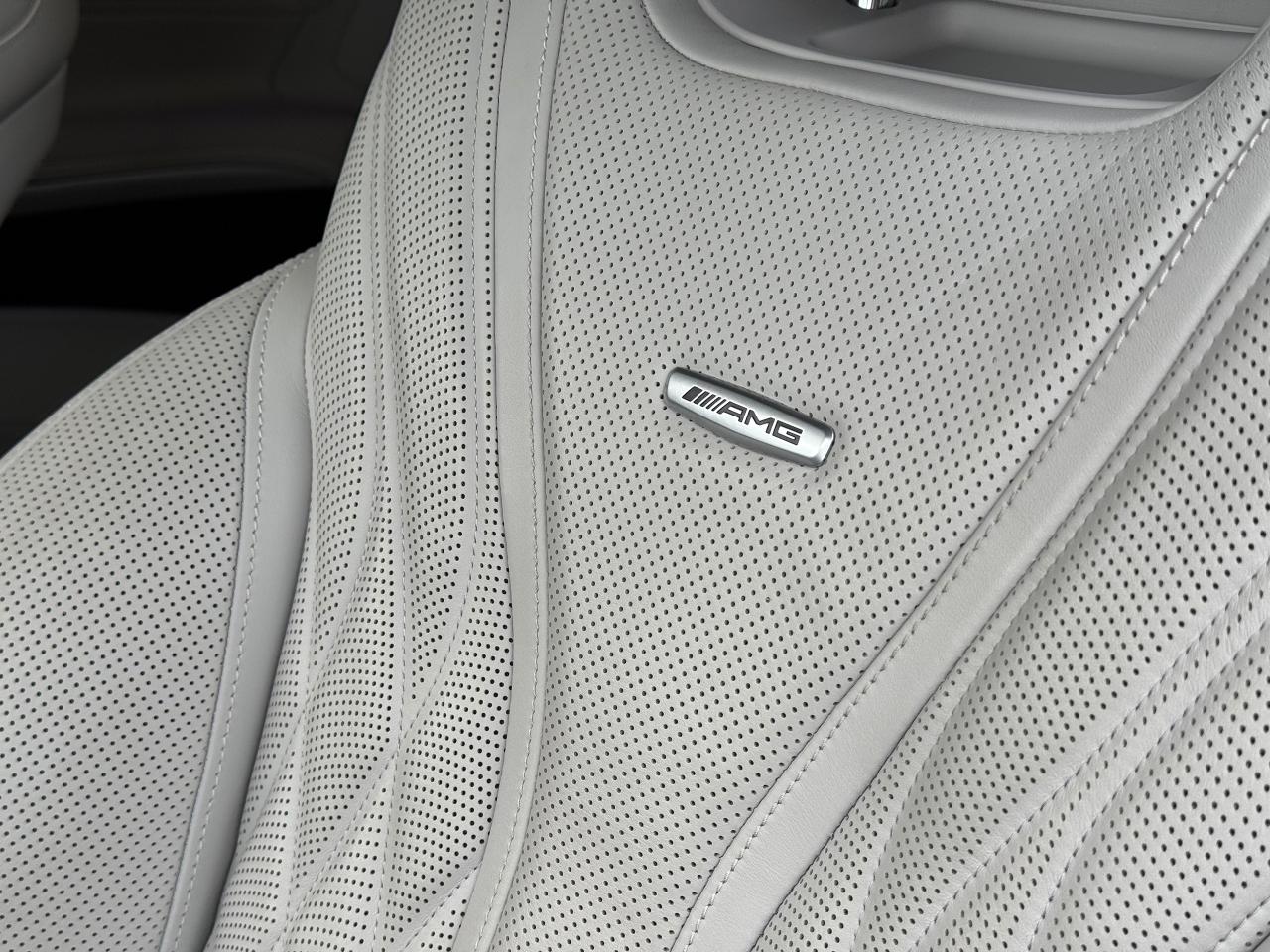 2019 Mercedes-Benz S-Class AMG S 63 **CLEAN CARFAX** - Photo #33