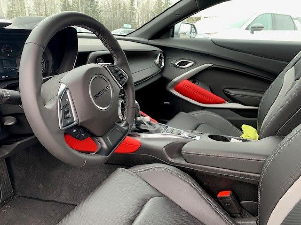 2024 Chevrolet Camaro 2LT - Photo #9